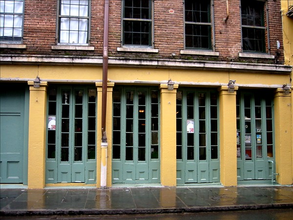 Another colorful doorway on a street in New Orleans. Shot with my Canon S200.