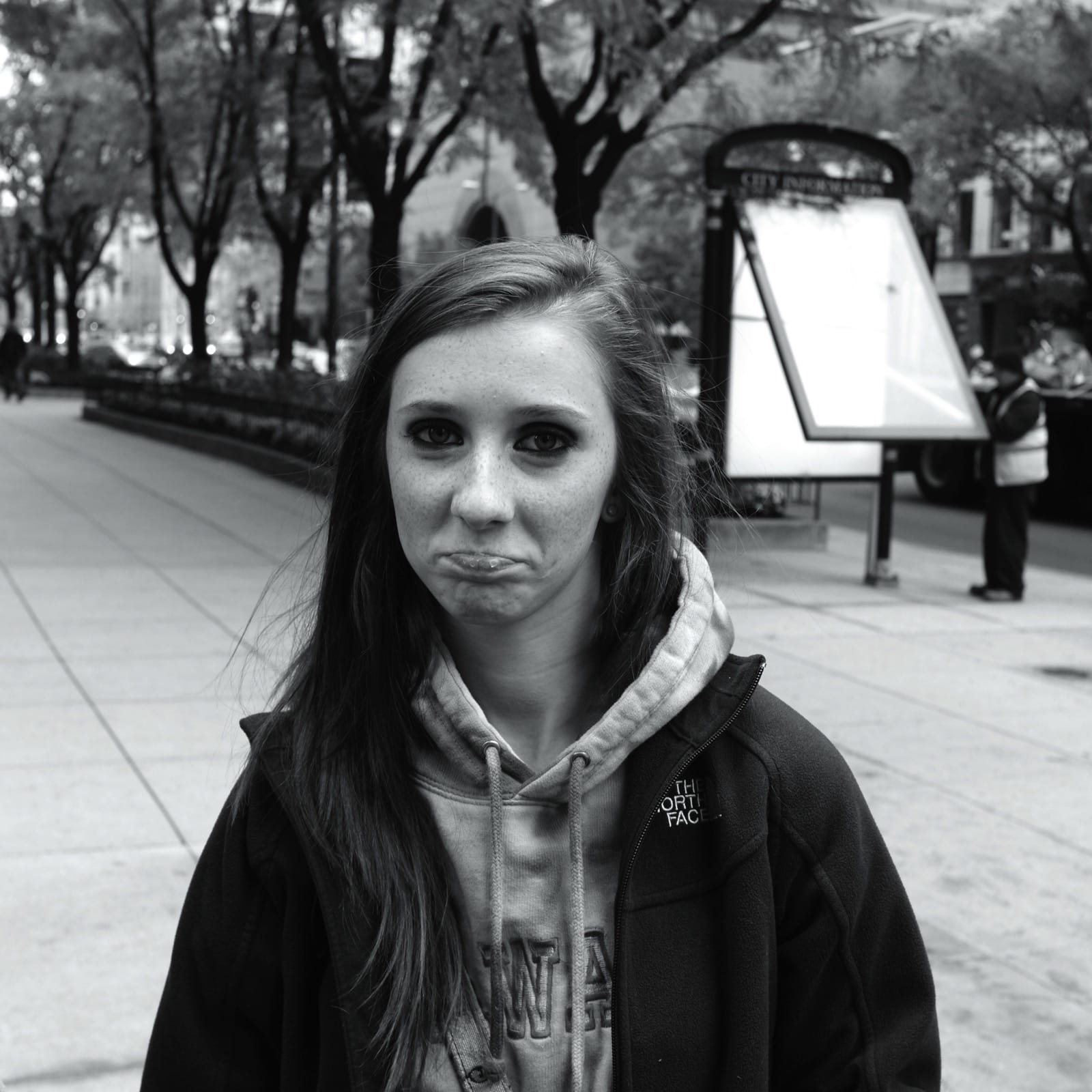 Unhappy gwen 8128186011 o