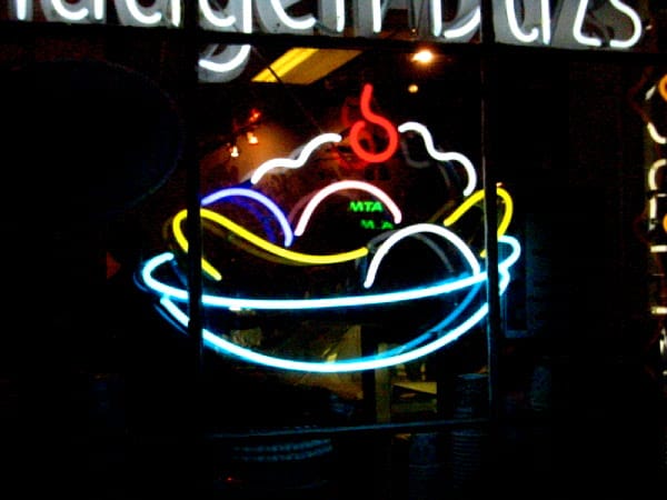 Neon snack 63488902 o
