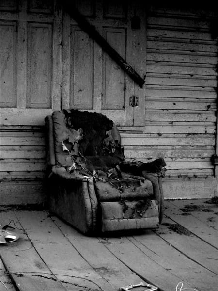 Comfortable seating 63734190 o