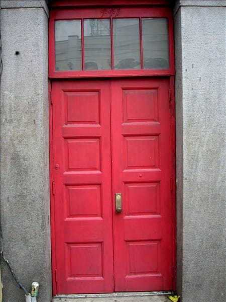 Pink door 63734239 o