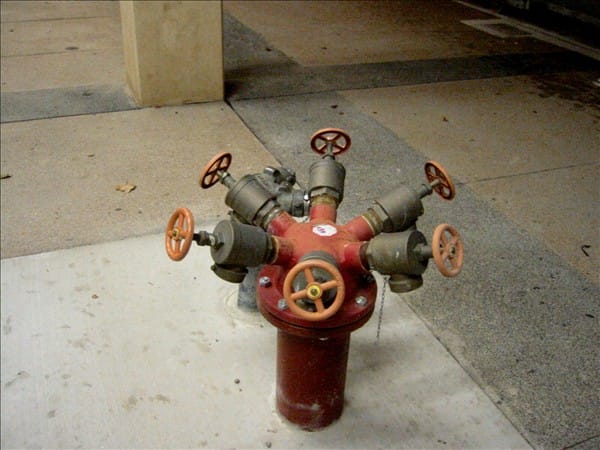 Hydrant 63635518 o