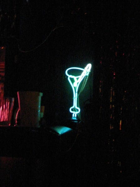 Neon martini 63635537 o