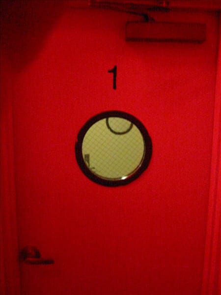 Porthole 63635740 o