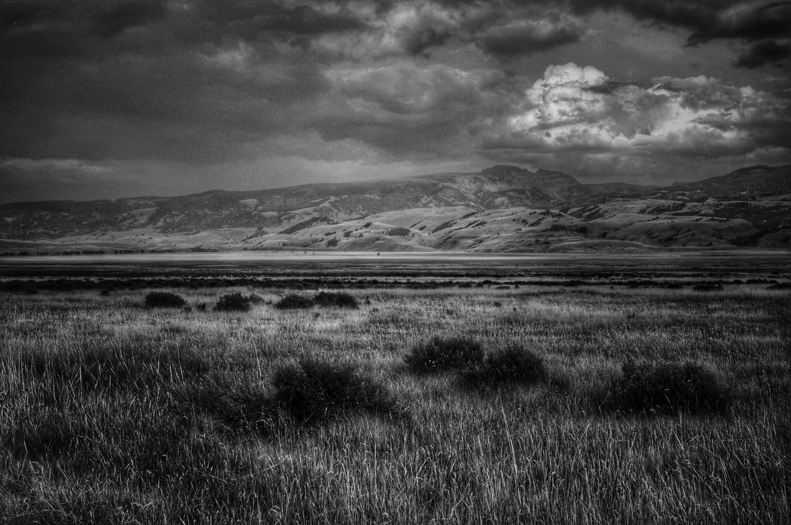 Gros vantre range landscape bw aluminumdreams tetons 29251155134 o